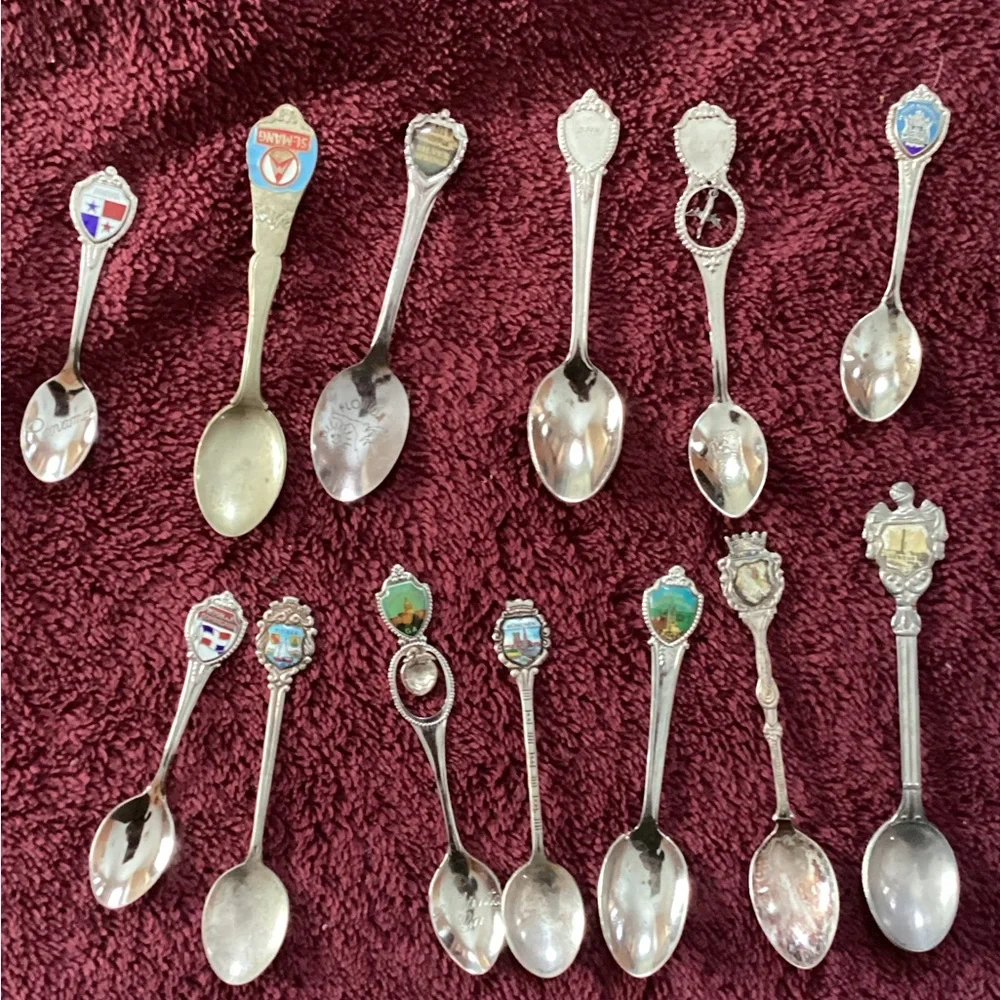 Lot of 16 Souvenir Spoons from US, Foreign Countries, Historical Events 🚀